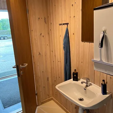 Hyggeligt Lille Anneks Taet Pa شقة